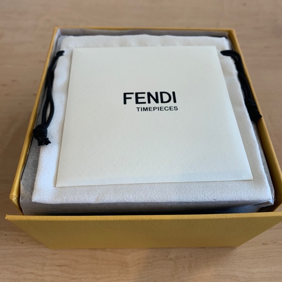 FENDI WATCH - Picture 2 of 9